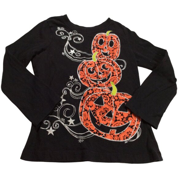 👣 5/$25 - Black Long Sleeve Tee w/ Lace Pumpkin Graphic - Picture 1 of 1